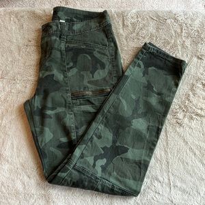 Camouflage Cargo Skinnies